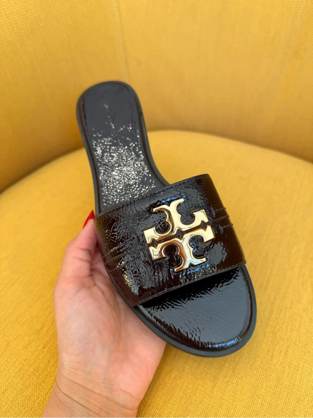 Tory‎ Burch Everly Slide Sandals, Agnello Size 7.5 LAST PAIR